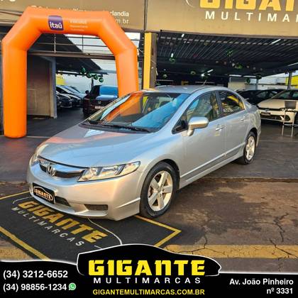 HONDA CIVIC 1.8 LXS 16V FLEX 4P MANUAL HONDA CIVIC 1.8 LXS 16V FLEX 4P MANUAL